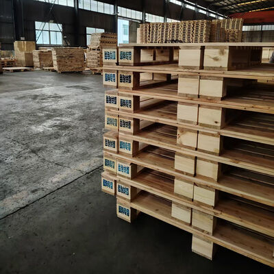 İyi fiyat Depo Taşımacılığı İçin Ahşap Palet 4 Yollu Giriş Tek Yüzlü Kargo Paleti 1200 X 1000 Mm çevrimiçi